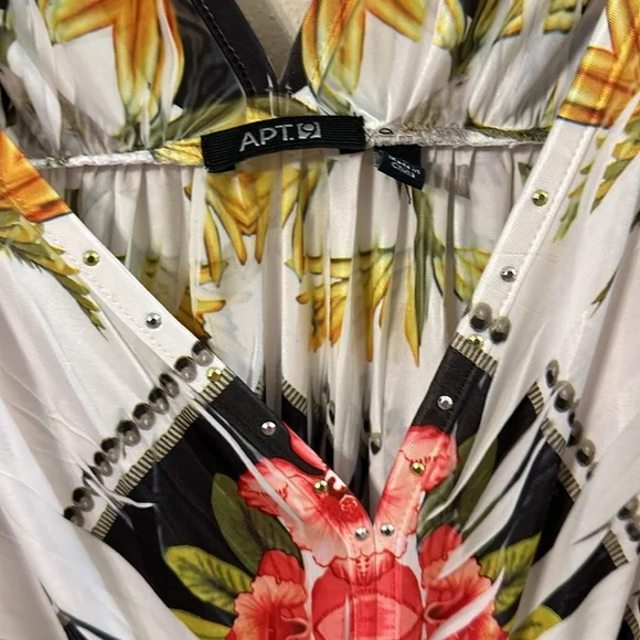 APT.9 dress - Picture 3 of 8